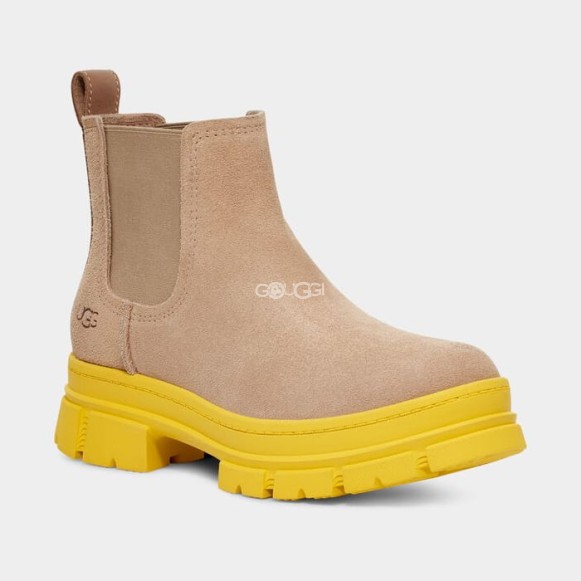 UGG Ashton Chelsea Suede Sand
