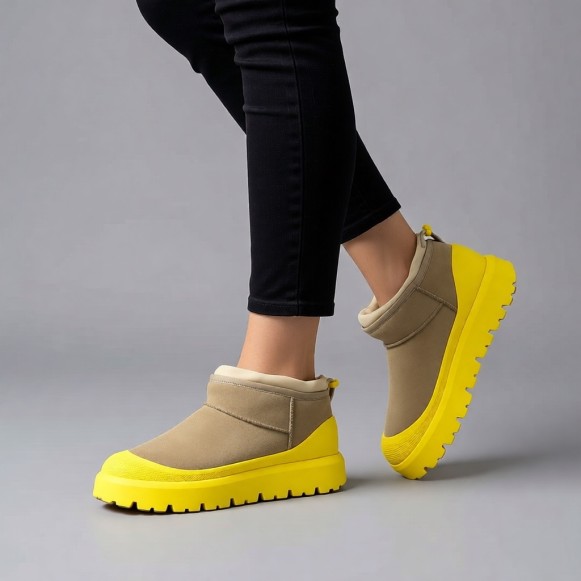 Женские мини угги Cl Ultra Mini Weather Hybrid Mustard Seed/Summer Wheat